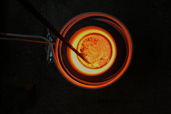 С���۟��t-������{(di��o)��