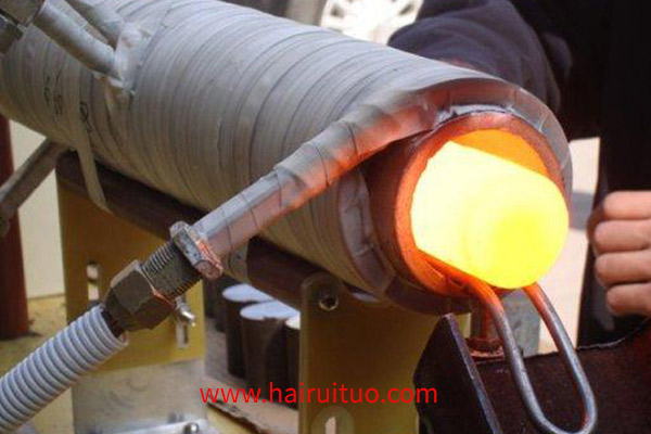 鍛造爐廠家IGBT中頻設備與中頻可控硅對比。