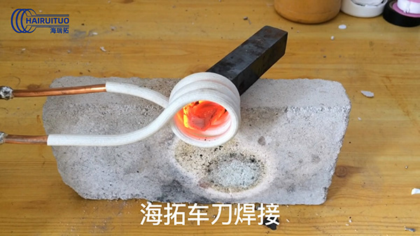 車刀焊接用高頻焊機(jī),高頻焊接機(jī)適用各類金屬工件焊接