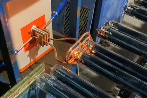 超高頻感應加熱設備加熱熱套生產過程