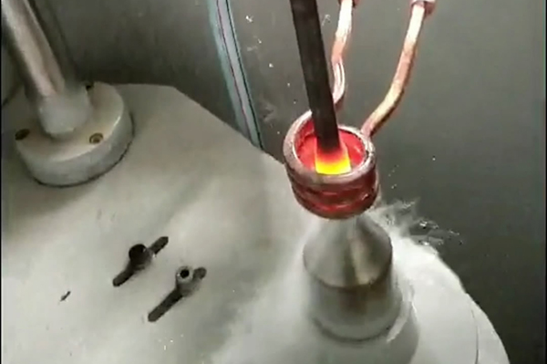 �и��l���C���{ԇ