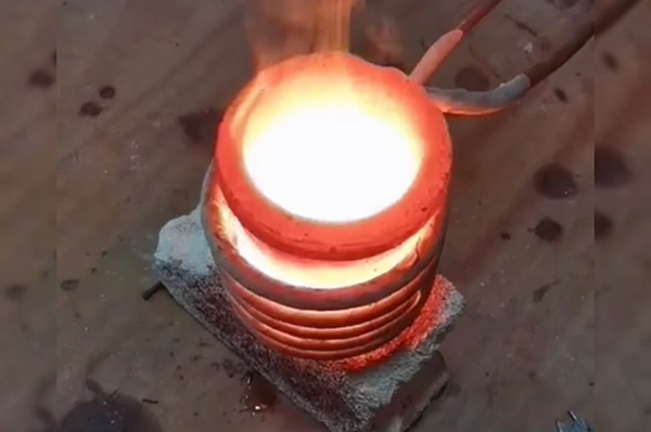 ���l�۟��t,С���F�����۟��O��