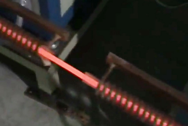 ���Բ����ھ��˻��̎���{�|���a��