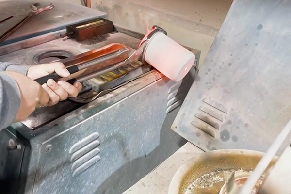 һ�wʽ�۟��t���и��l�۽�C���F���ٽ��y�۟��O�䣬�ɶ��ƴ�С