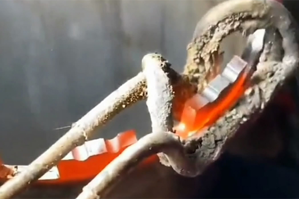 高頻焊機(jī)對(duì)水鉆頭合金焊接過(guò)程