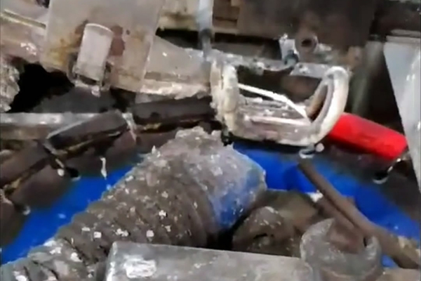 高頻焊機(jī)對(duì)鋸片上的合金焊接過(guò)程