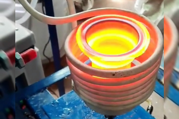 ���l�˻��O�䲻�P䓹����˻��̎��