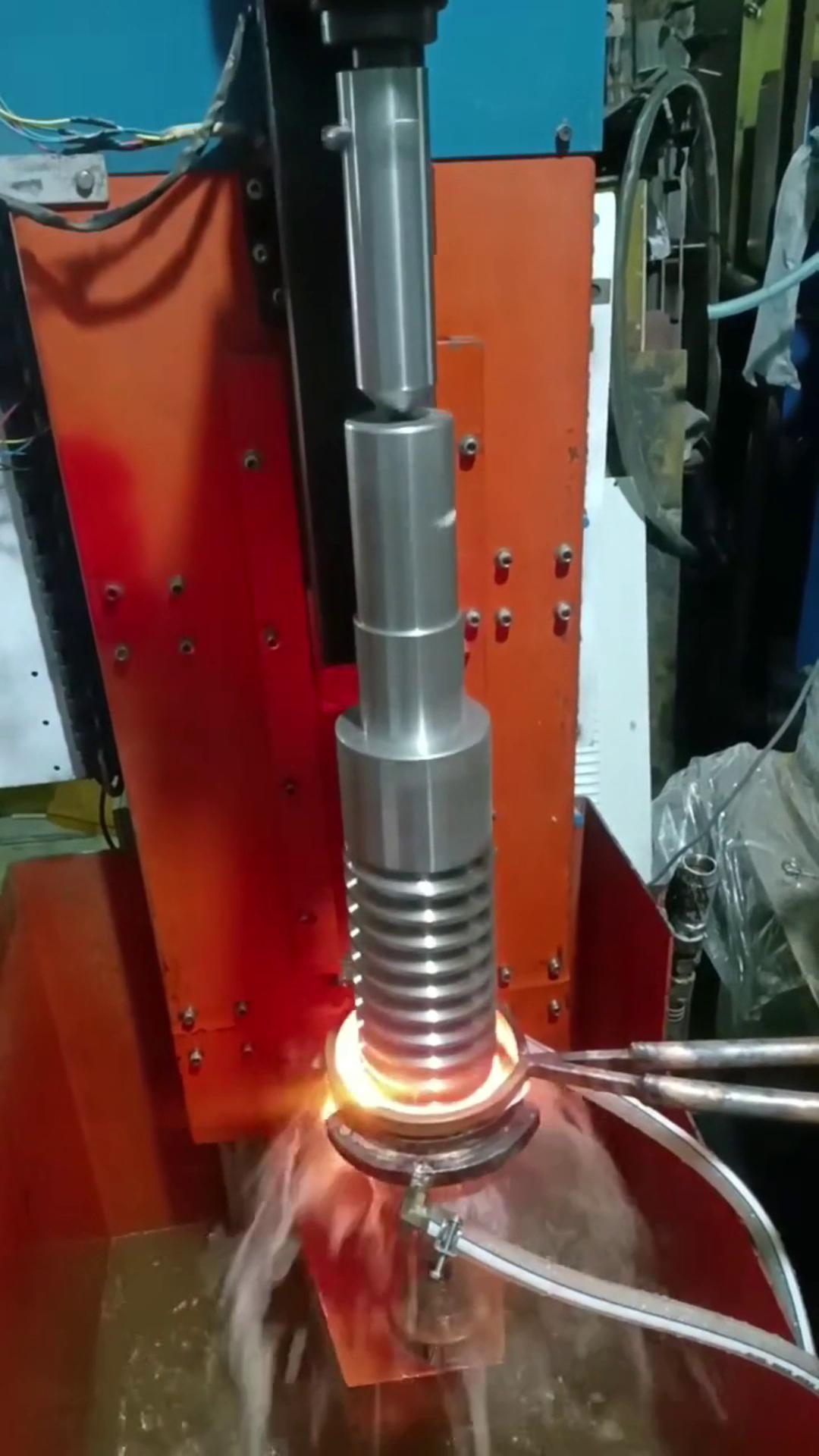 齒輪軸淬火好幫手-用高頻淬火機床