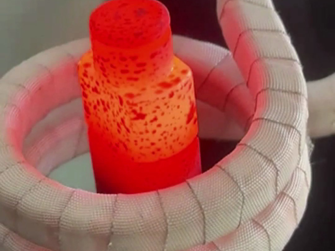 手持式高頻機(jī)：移動(dòng)加熱好幫手，金屬熱處理的靈活之選