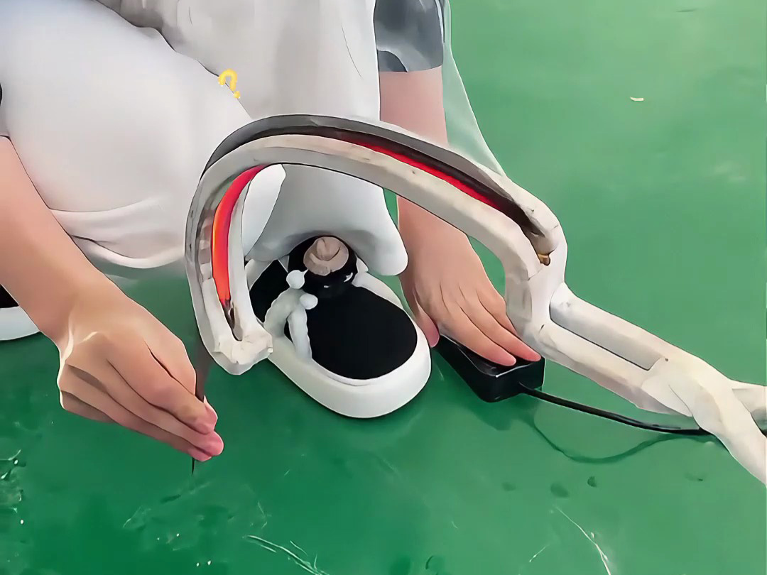 鐮刀淬火工藝大揭秘：傳統火焰 VS 感應加熱，高頻 / 超高頻怎么選？