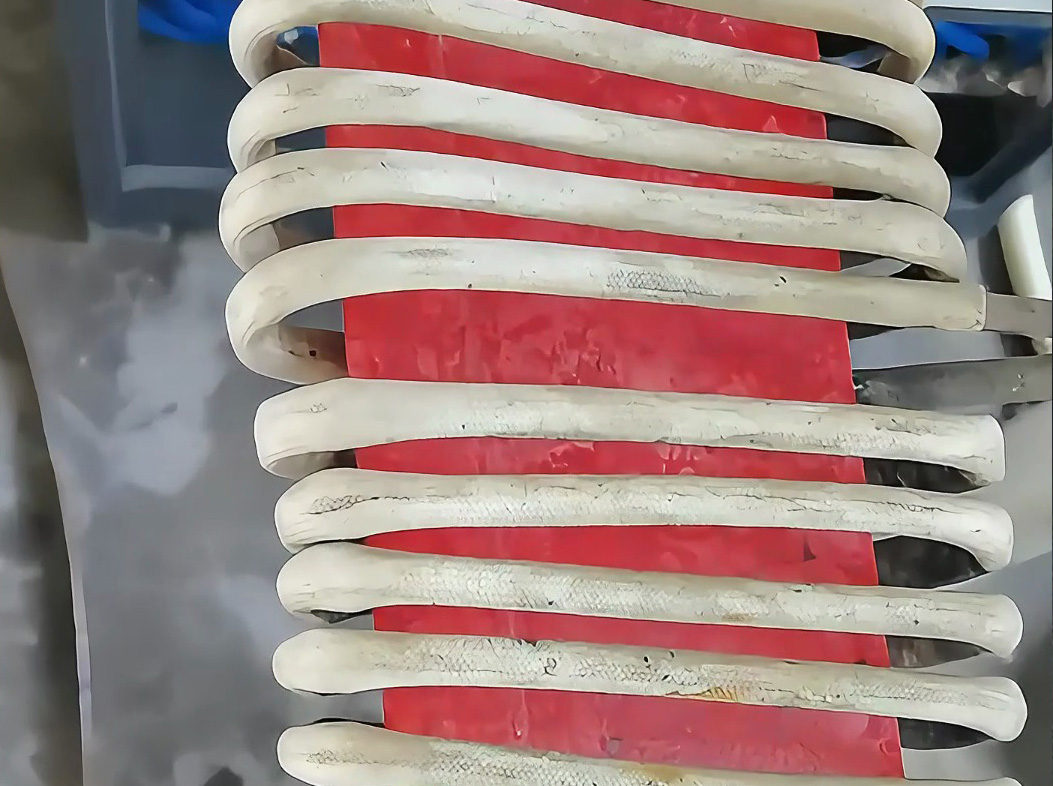 打鐵匠都在用的感應加熱設備！傳統打鐵升級高效模式，菜刀鋤頭毛坯加熱更省心