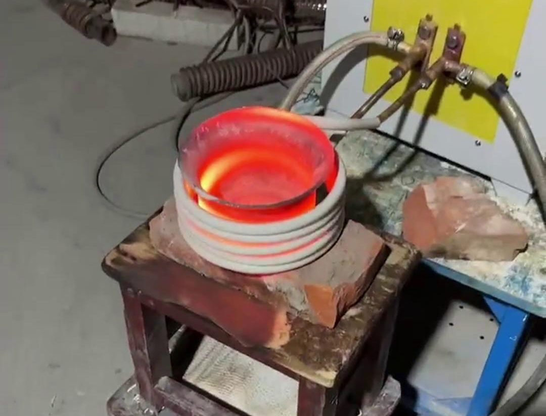 高頻加熱機(jī)通常不是用來燒水的傳統(tǒng)設(shè)備，但不是說不可以