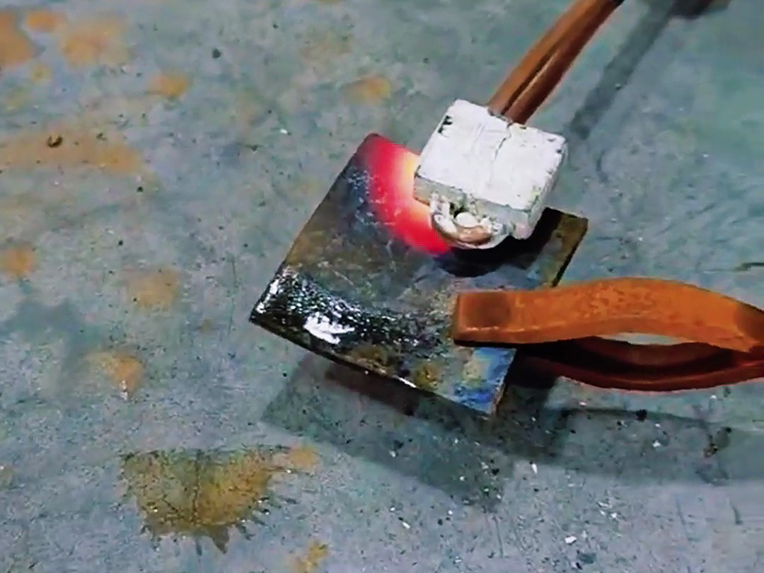 手持式高頻加熱機配合U型線圈在金屬加熱領域應用