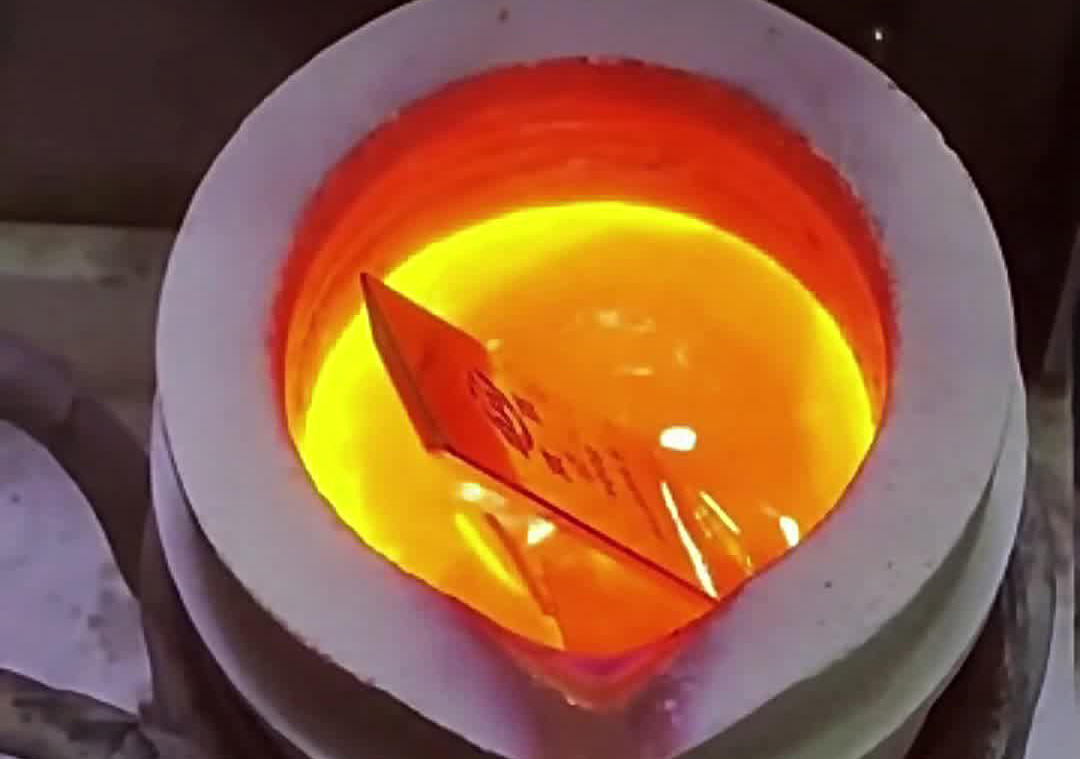 中頻熔金機 3分鐘熔1kg黃金 安全無憂