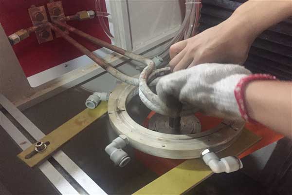 海拓立式中頻淬火機床